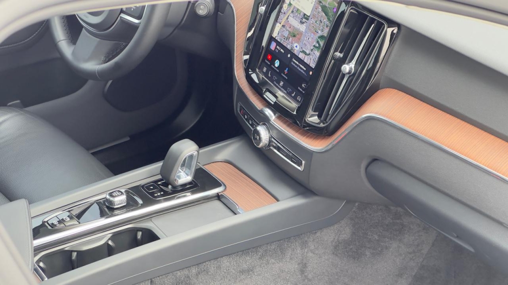 Volvo-XC60-2.0 T8 RECHARGE PLUS AWD GEARTRONIC