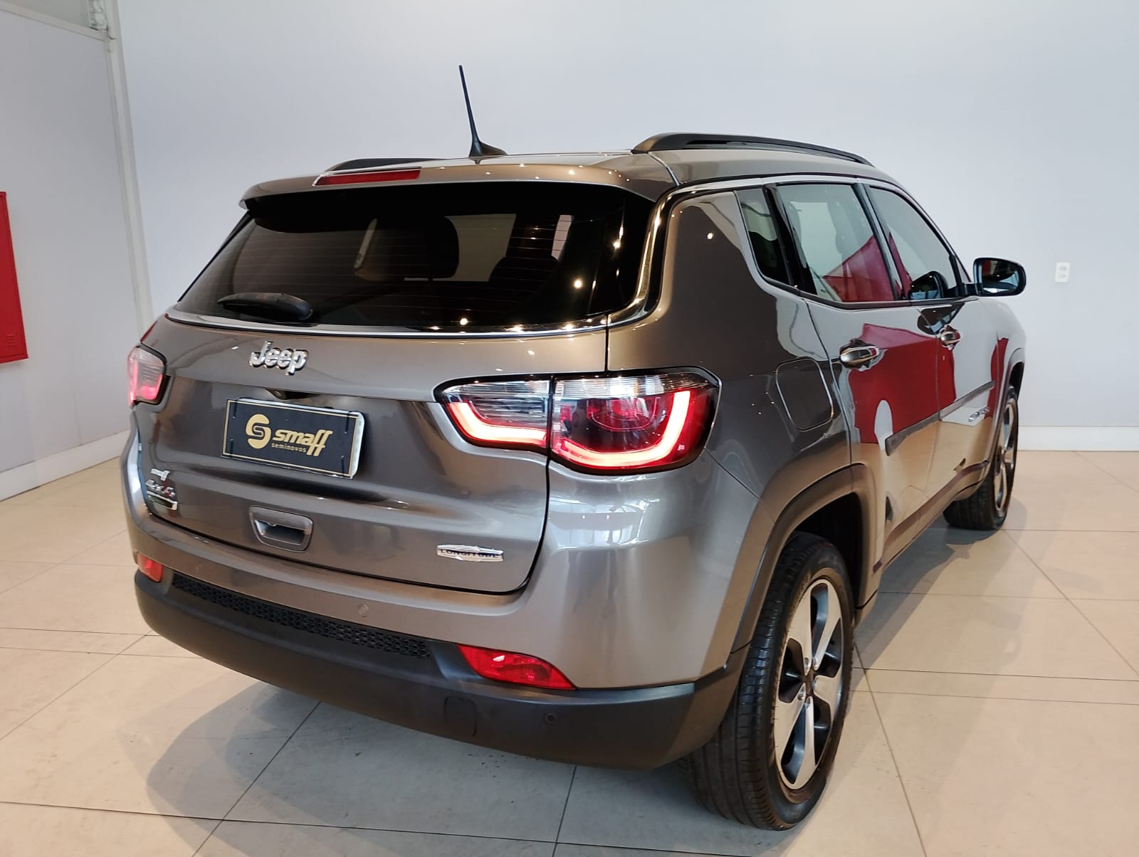 Jeep-COMPASS-COMPASS LONGITUDE 2.0 4x4 Dies. 16V Aut.