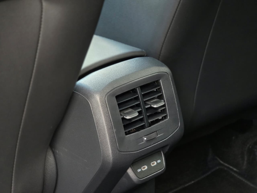 Volkswagen-T-CROSS-1.4 250 TSI TOTAL FLEX EXTREME AUTOMÁTICO