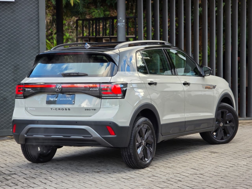 Volkswagen-T-CROSS-1.4 250 TSI TOTAL FLEX EXTREME AUTOMÁTICO