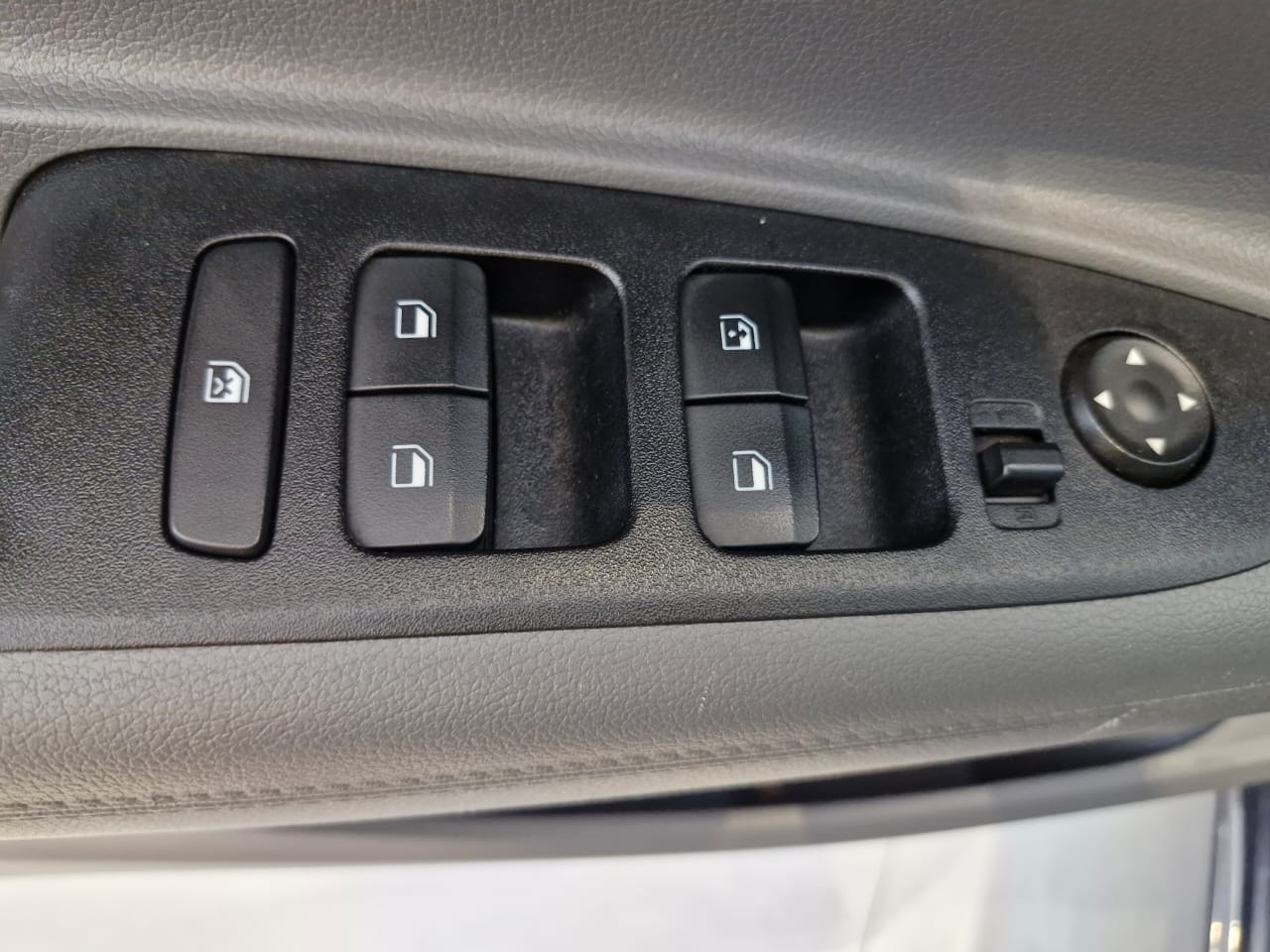 Hyundai-HB20S-HB20S Comfort 1.0  Flex 12V Mec.