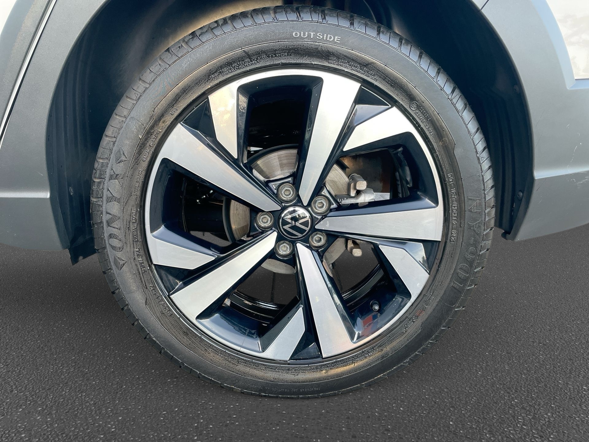 Volkswagen-Nivus-Nivus Highline 1.0 200 TSI Flex Aut.
