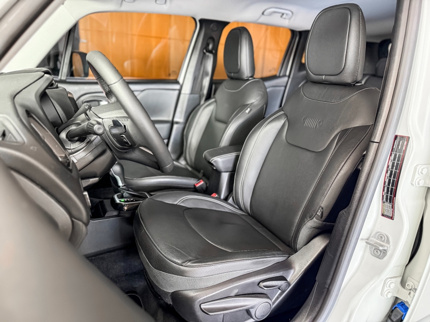 Jeep-RENEGADE-1.3 T270 TURBO FLEX LONGITUDE AT6
