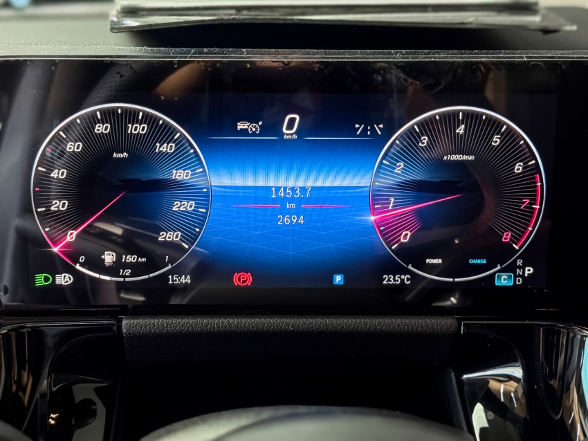 MERCEDES BENZ-GLA 200-1.3 MHEV AMG LINE 7G-DCT