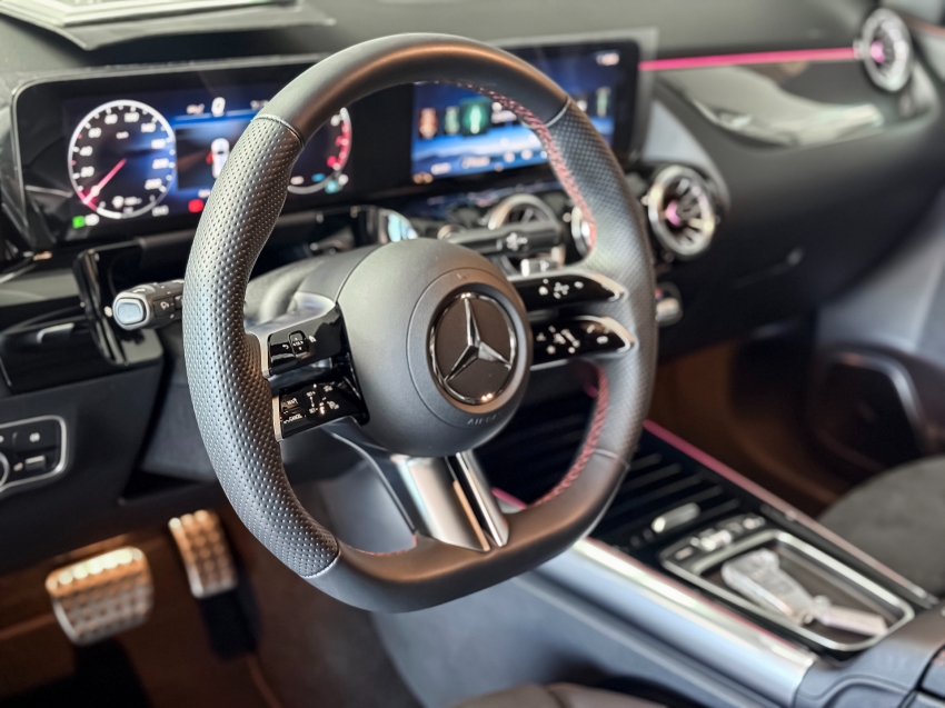 MERCEDES BENZ-GLA 200-1.3 MHEV AMG LINE 7G-DCT