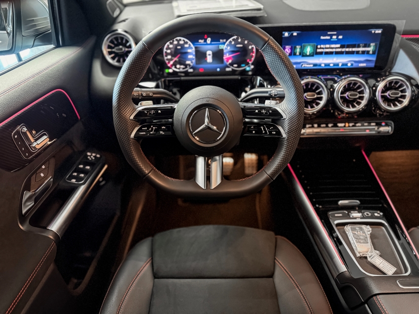 MERCEDES BENZ-GLA 200-1.3 MHEV AMG LINE 7G-DCT