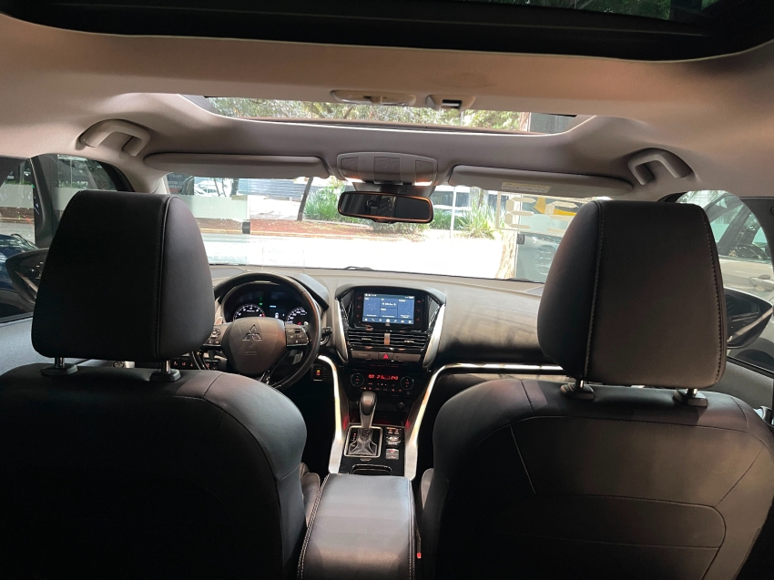 Mitsubishi-ECLIPSE CROSS-1.5 MIVEC TURBO GASOLINA HPE-S S-AWC CVT