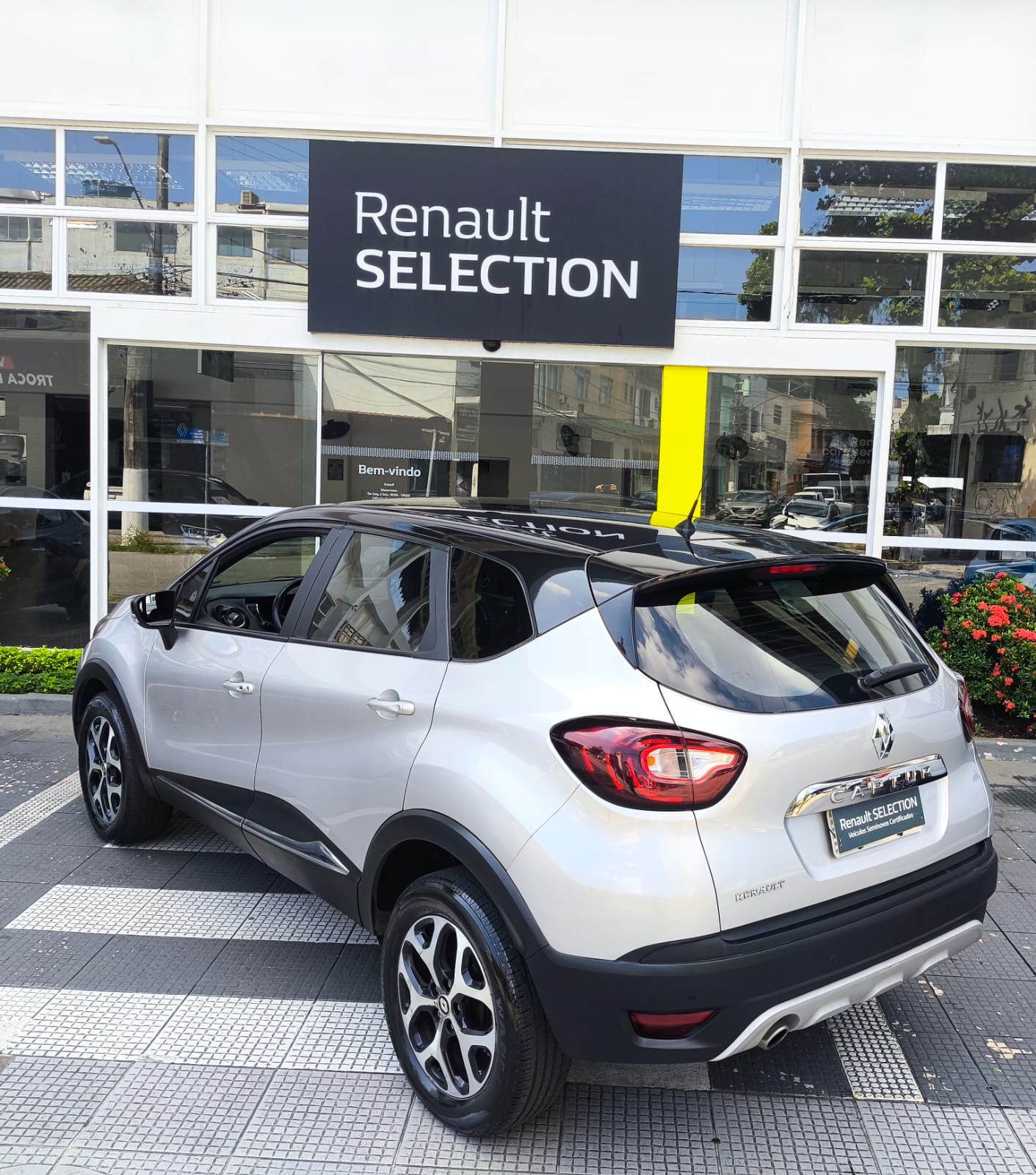 Renault-CAPTUR-CAPTUR LIFE 16A