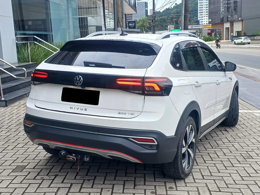 volkswagen nivus nivus highline 1.0 200 tsi flex aut.