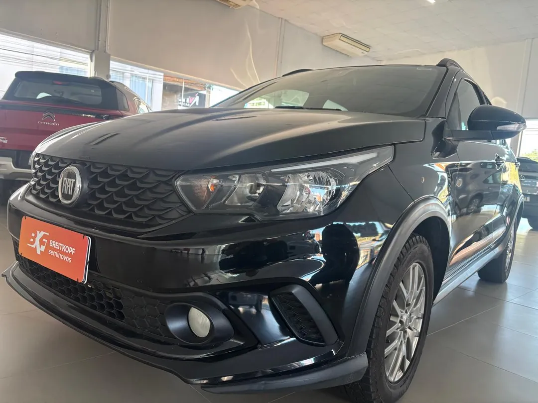 fiat argo argo trekking 1.3 8v flex