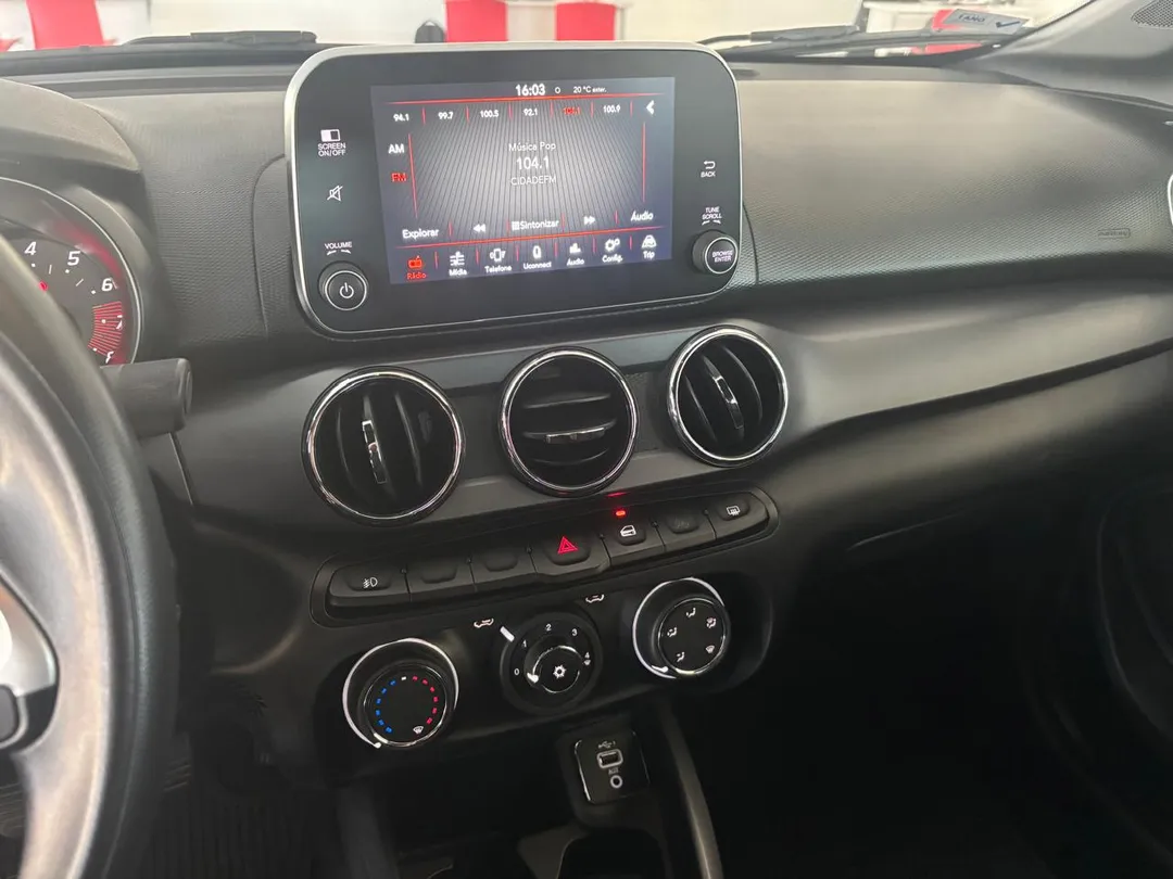 fiat argo argo trekking 1.3 8v flex