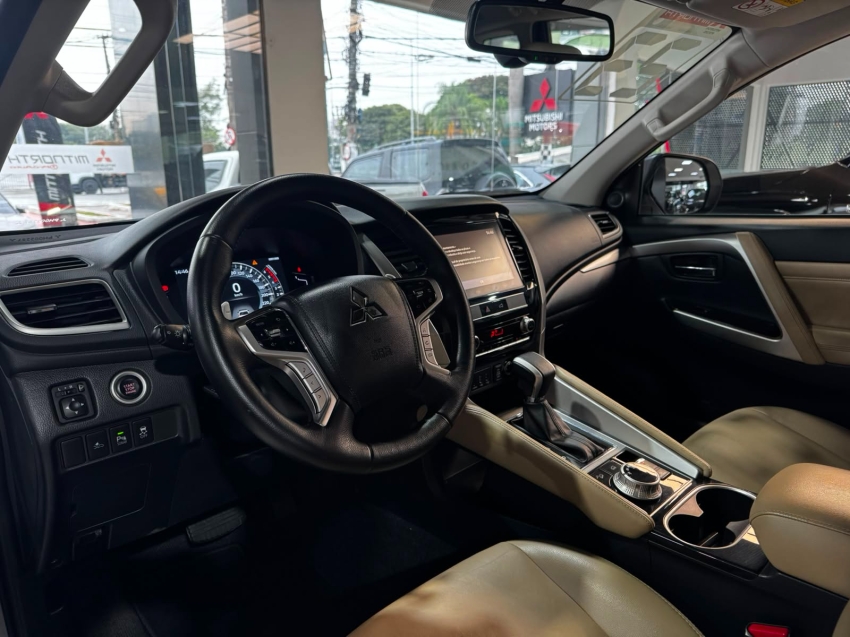 Mitsubishi-PAJERO SPORT-2.4 16V MIVEC TURBO DIESEL HPE-S AWD AUTOMÁTICO