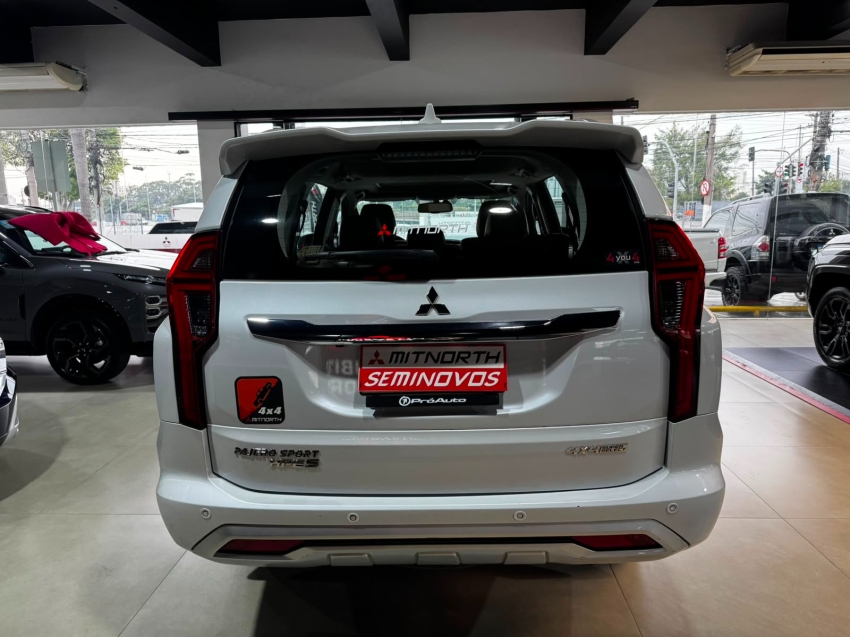 Mitsubishi-PAJERO SPORT-2.4 16V MIVEC TURBO DIESEL HPE-S AWD AUTOMÁTICO