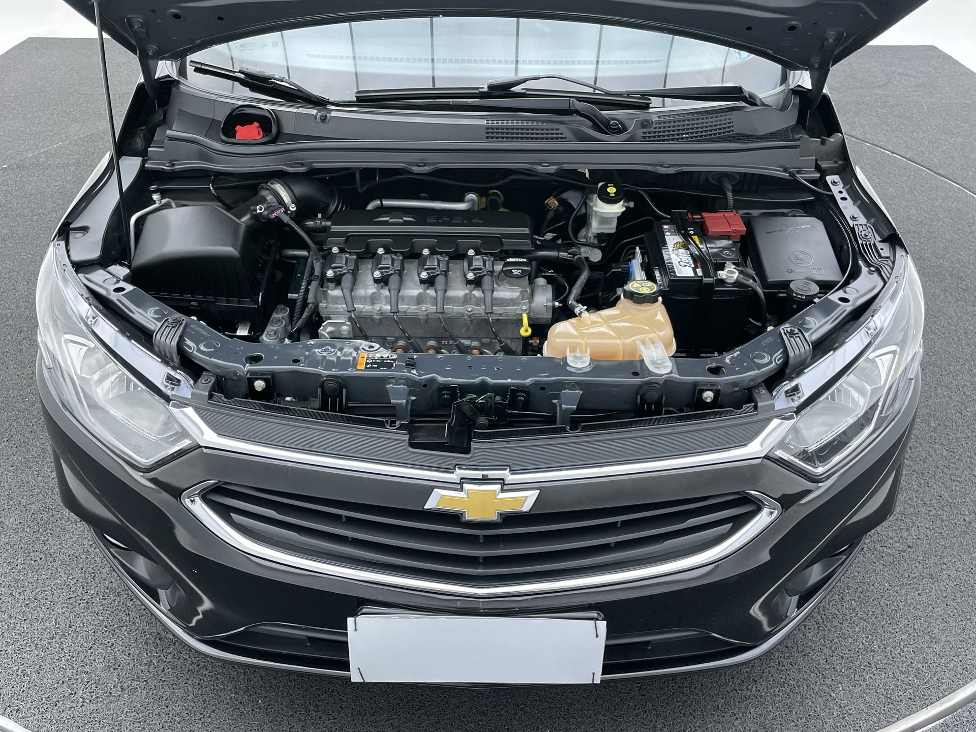 GM - Chevrolet-ONIX-ONIX HATCH LTZ 1.4 8V FlexPower 5p Aut.