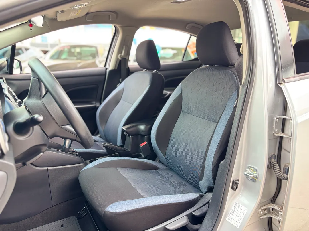 VERSA Advance 1.6 16V Flex Aut.