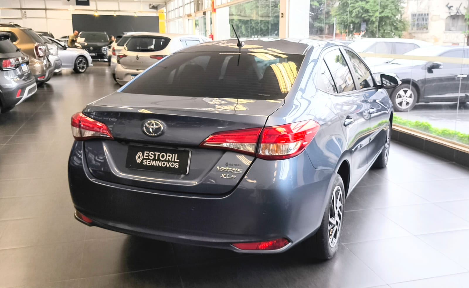 Toyota-YARIS-YARIS XLS Connect Sed. 1.5 Flex 16V Aut.
