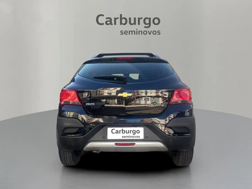 GM - Chevrolet-ONIX-1.4 MPFI ACTIV 8V FLEX 4P MANUAL