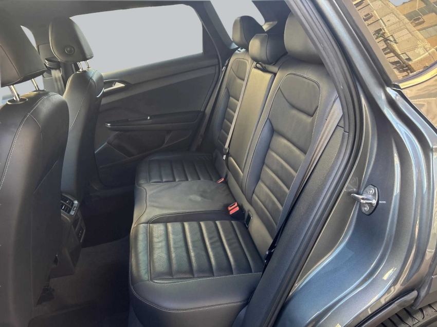Volkswagen-TAOS-1.4 250 TSI TOTAL FLEX HIGHLINE AUTOMÁTICO