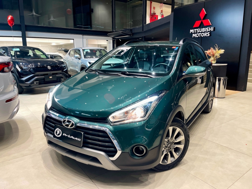 Hyundai-HB20X-1.6 16V PREMIUM FLEX 4P AUTOMÁTICO