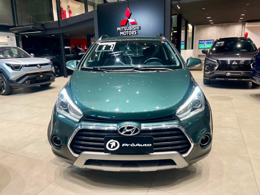 Hyundai-HB20X-1.6 16V PREMIUM FLEX 4P AUTOMÁTICO