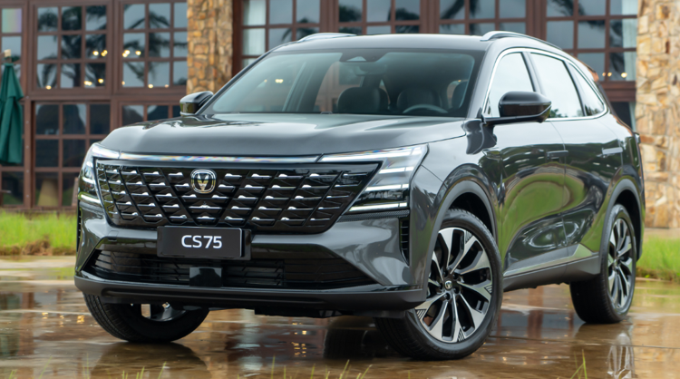 CAOA CHANGAN CS75 CHEGA  AO BRASIL PARA REDEFINIR  O CONCEITO DE  SUV FAMILIAR DE LUXO