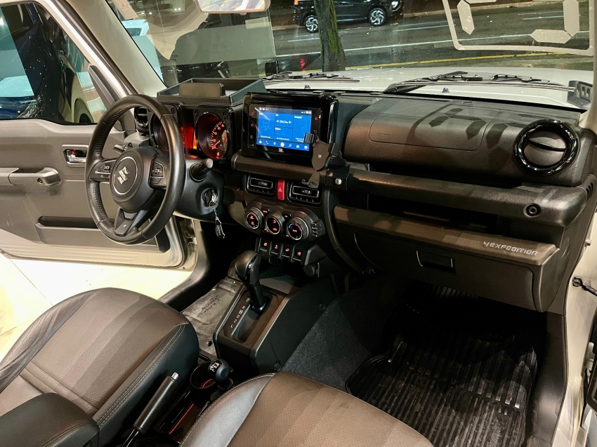 Suzuki-JIMNY-1.5 GASOLINA SIERRA 4EXPEDITION 4X4 AUTOMÁTICO
