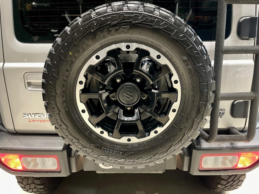 Suzuki-JIMNY-1.5 GASOLINA SIERRA 4EXPEDITION 4X4 AUTOMÁTICO
