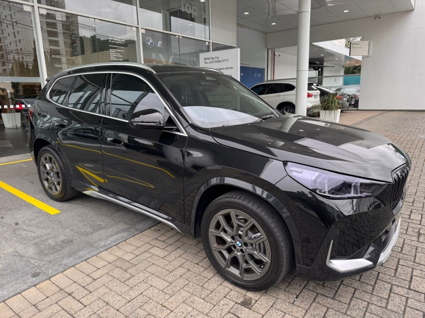 BMW-X1-2.0 16V TURBO GASOLINA SDRIVE20I X-LINE STEPTRONIC