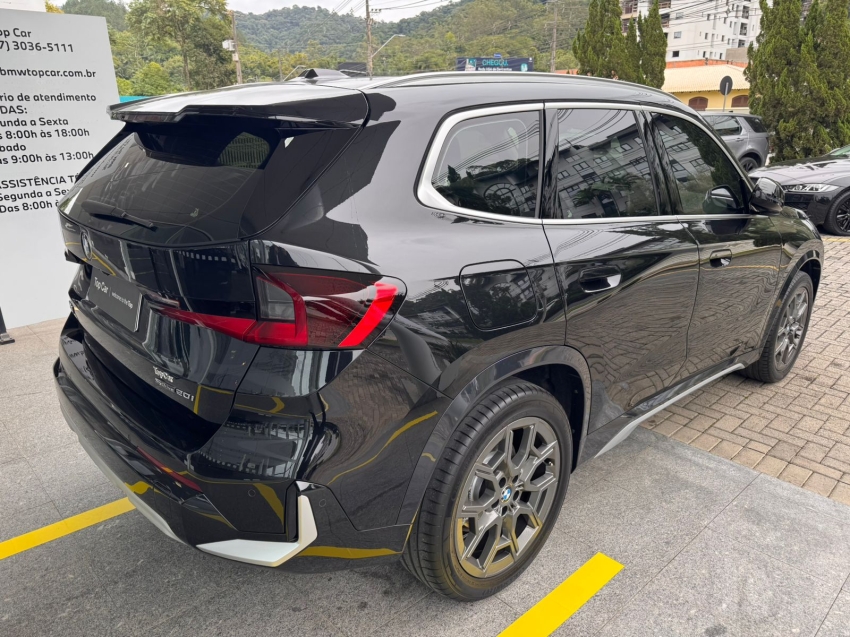 BMW-X1-2.0 16V TURBO GASOLINA SDRIVE20I X-LINE STEPTRONIC