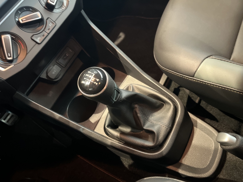 Volkswagen-SAVEIRO-1.6 MSI EXTREME CD 16V FLEX 2P MANUAL