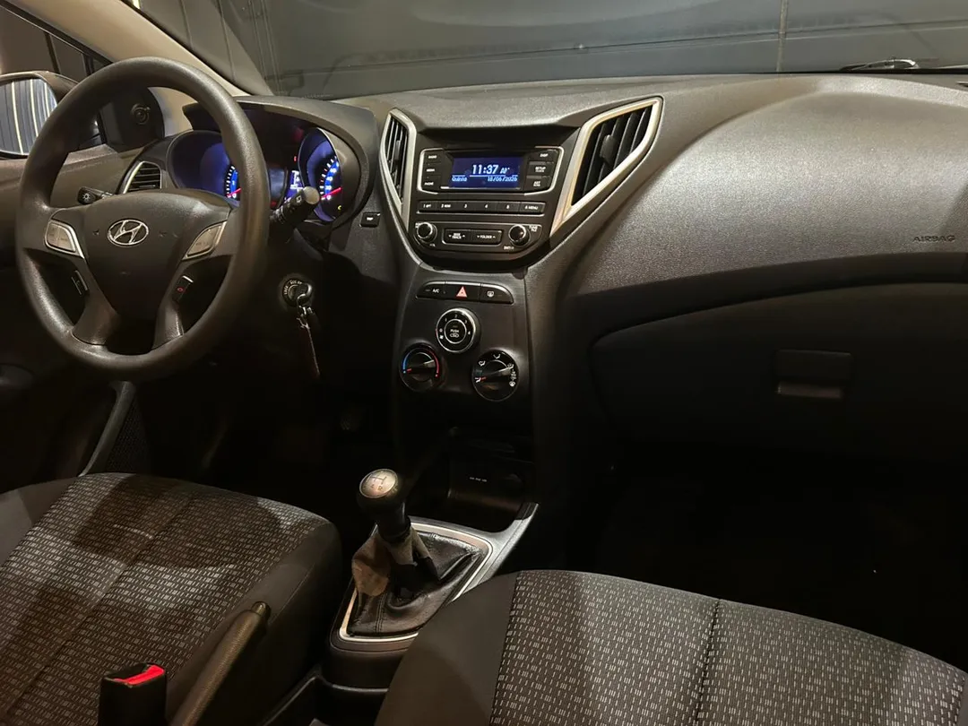 Hyundai-HB20-HB20 Unique 1.0 Flex 12V Mec.
