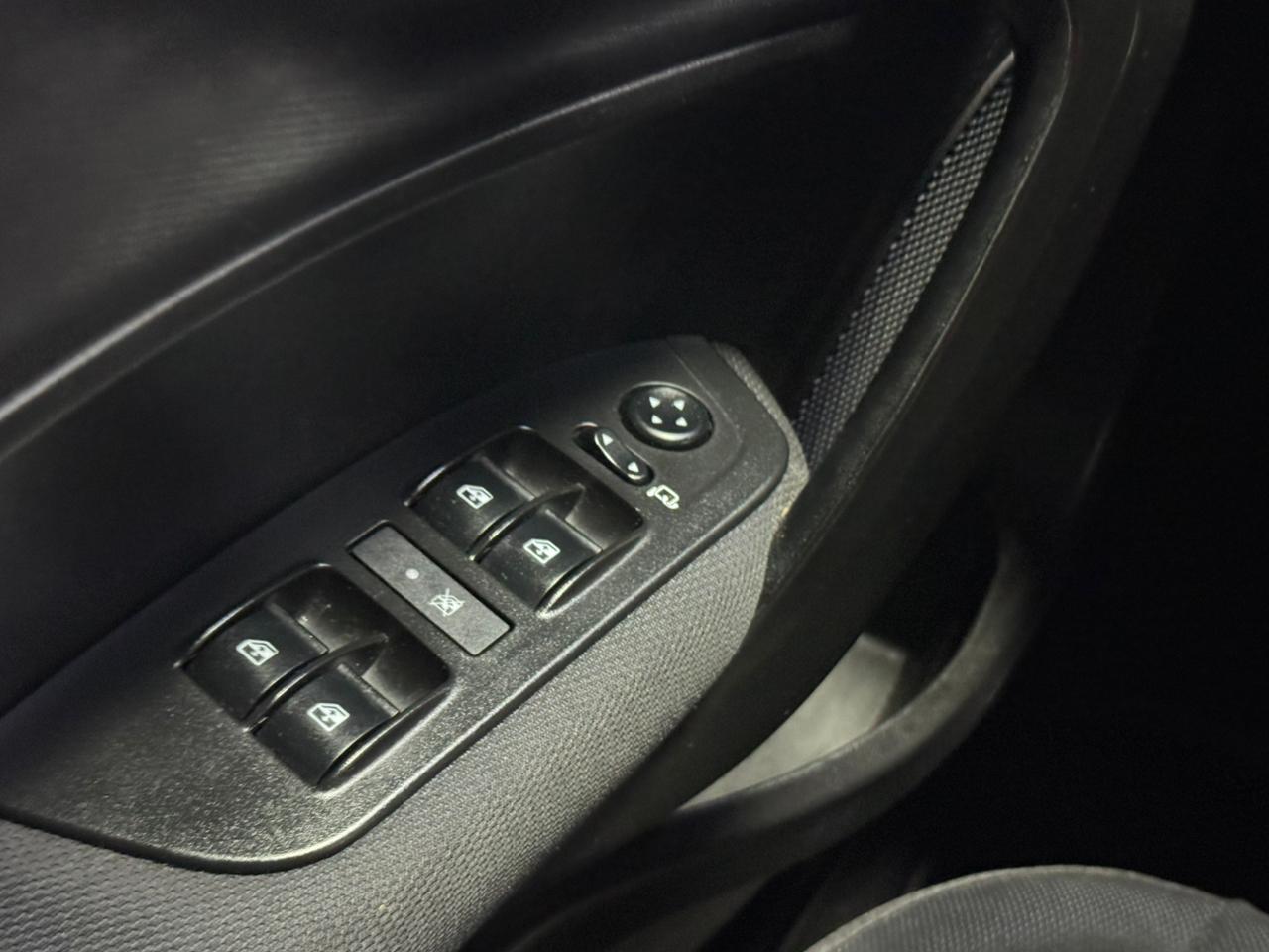 Fiat-ARGO-ARGO TREKKING 1.3 8V Flex