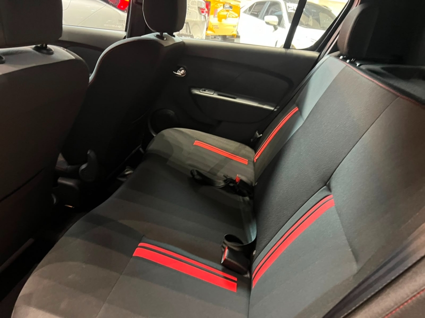 Renault-SANDERO-2.0 16V HI-FLEX RS MANUAL