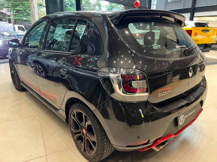 Renault-SANDERO-2.0 16V HI-FLEX RS MANUAL