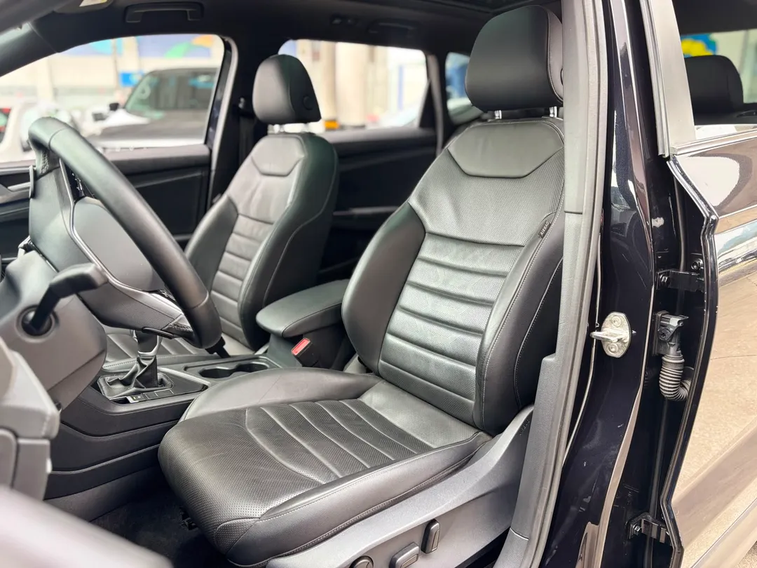 TAOS Highline 1.4 250 TSI Flex Aut.