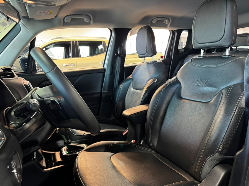 Jeep-RENEGADE-1.3 T270 TURBO FLEX LONGITUDE AT6
