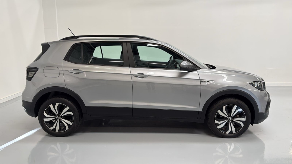 Volkswagen-T-CROSS-1.0 200 TSI TOTAL FLEX COMFORTLINE AUTOMÁTICO