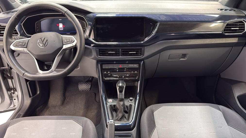 Volkswagen-T-CROSS-1.0 200 TSI TOTAL FLEX COMFORTLINE AUTOMÁTICO