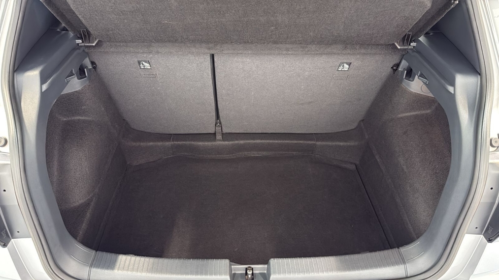 Volkswagen-T-CROSS-1.0 200 TSI TOTAL FLEX COMFORTLINE AUTOMÁTICO