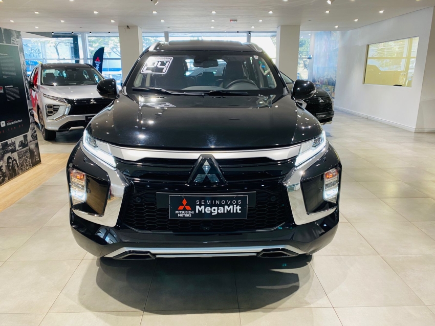 Mitsubishi-PAJERO SPORT-2.4 16V MIVEC TURBO DIESEL LEGEND AWD AUTOMÁTICO