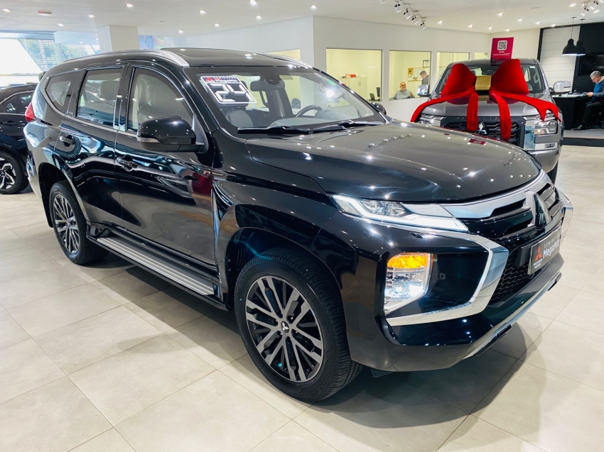 Mitsubishi-PAJERO SPORT-2.4 16V MIVEC TURBO DIESEL LEGEND AWD AUTOMÁTICO