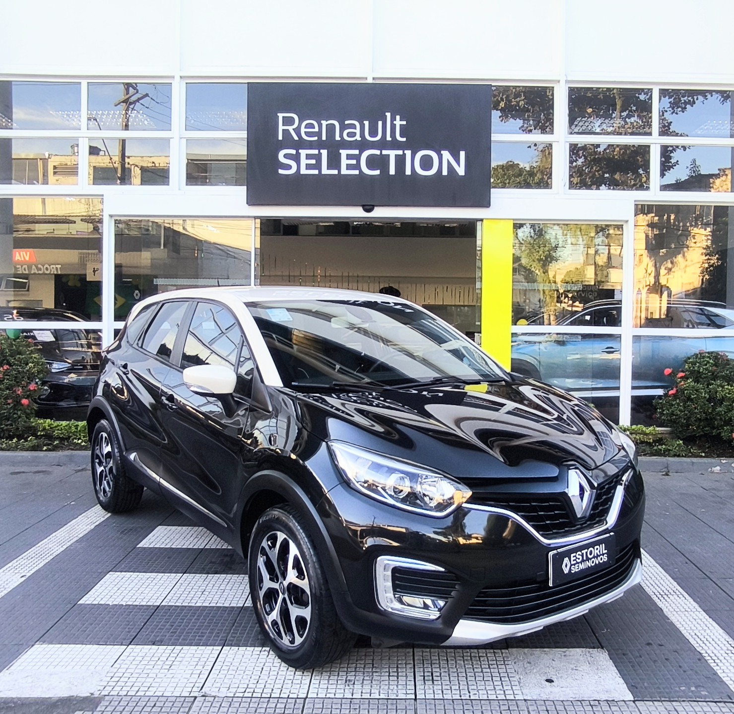 CAPTUR Intense 1.6 16V Flex 5p Aut.