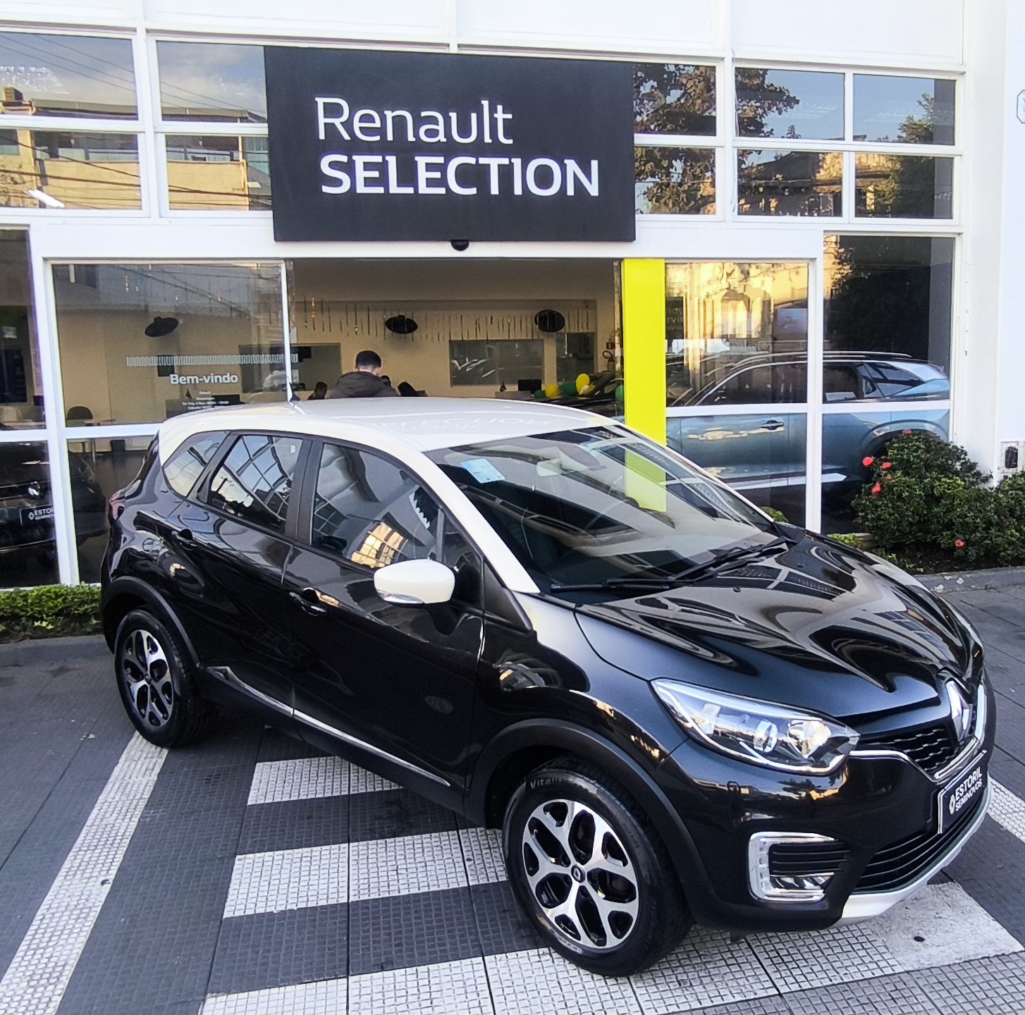 Renault-CAPTUR-CAPTUR Intense 1.6 16V Flex 5p Aut.