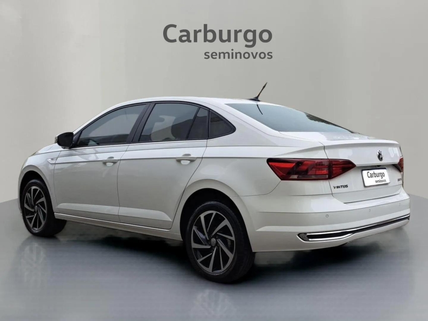 Volkswagen-VIRTUS-1.0 200 TSI HIGHLINE AUTOMÁTICO