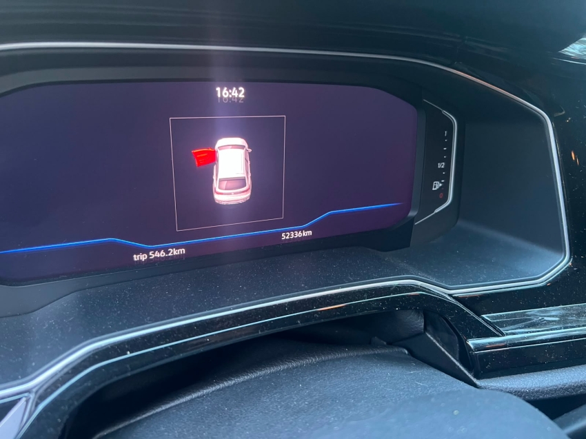 Volkswagen-NIVUS-1.0 200 TSI TOTAL FLEX HIGHLINE AUTOMÁTICO