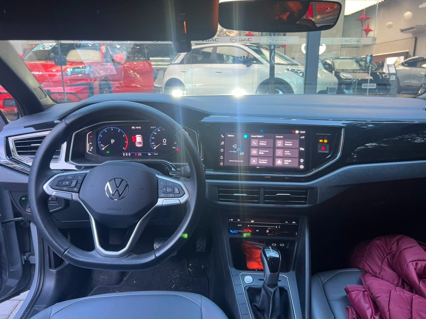 Volkswagen-NIVUS-1.0 200 TSI TOTAL FLEX HIGHLINE AUTOMÁTICO