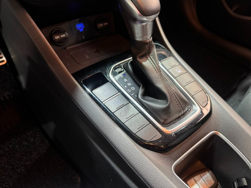 Hyundai-IONIQ-1.6 GDI HEV DCT