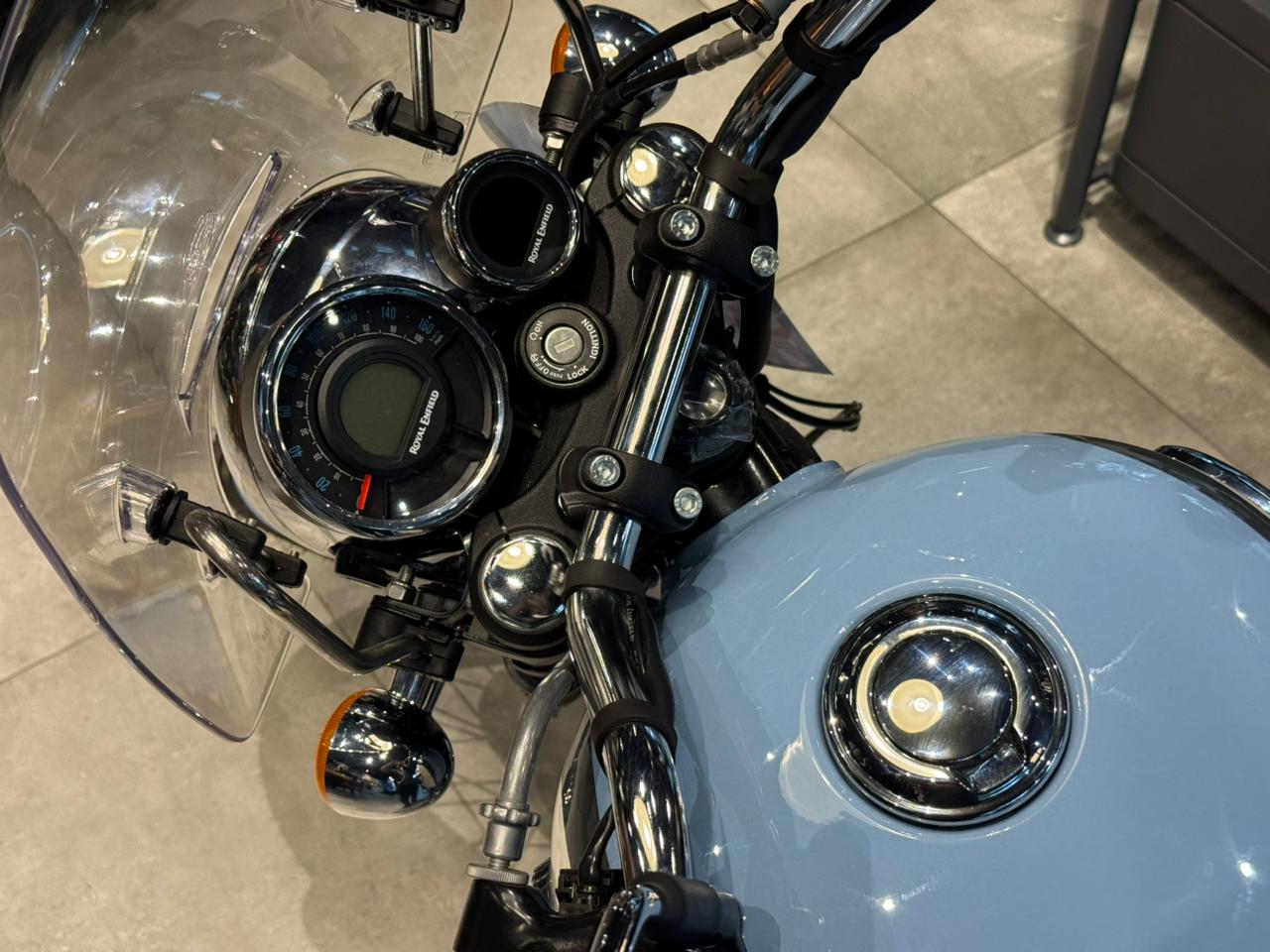 Royal Enfield-Meteor-Meteor Aurora 350cc ABS