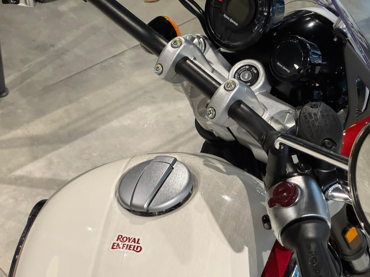 Royal Enfield-Super-Super Meteor Celestial 650cc ABS