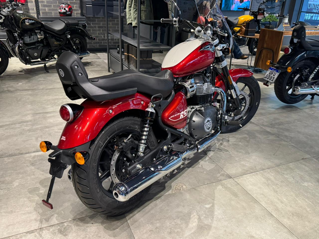 Royal Enfield-Super-Super Meteor Celestial 650cc ABS
